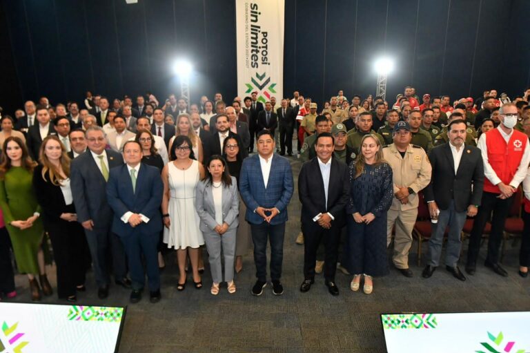 Ricardo Gallardo arranca «Meses del Testamento» para dar certeza jurídica a las familias potosinas