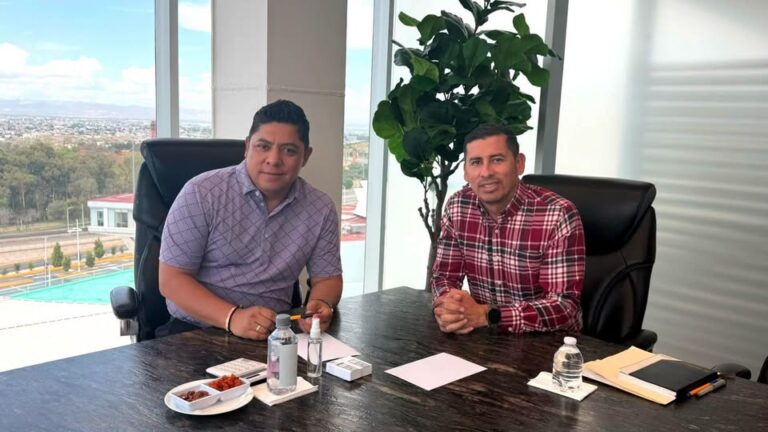 Seduvop mantiene impulso a las obras en las cuatro regiones de San Luis Potosí