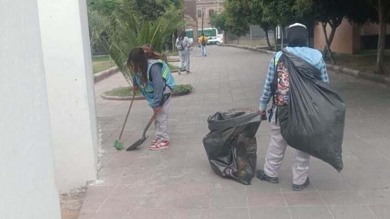 Gobierno de la Capital refuerza limpieza en la Plaza del Mariachi y zona de los Huaracheros