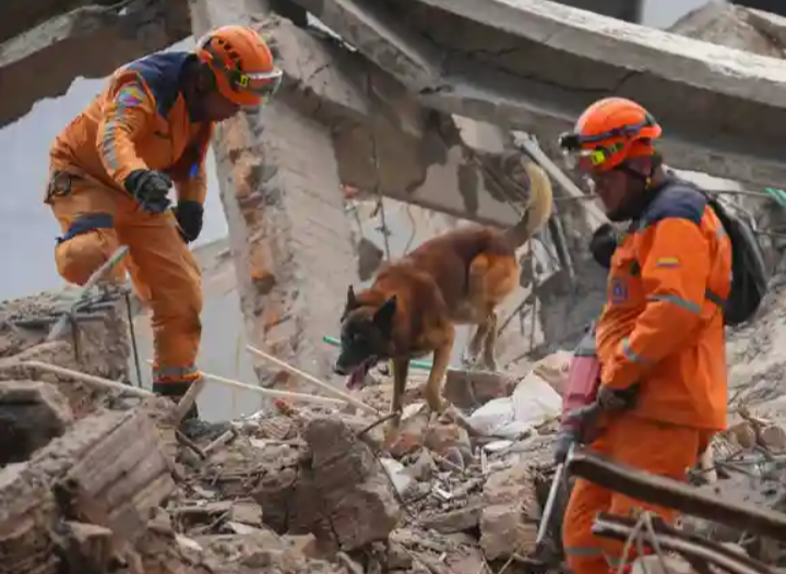 Aumentan a 294 los muertos por terremoto en Colombia