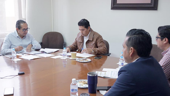 Se aprobó con modificaciones la iniciativa de reforma al artículo 125 de la Ley Orgánica del Poder Legislativo del Estado: Dip. Luis Felipe Castro Barrón