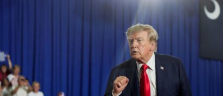 «¡Se acabó!»: Trump acusa a Canadá de imponer altos aranceles a los agricultores de EU