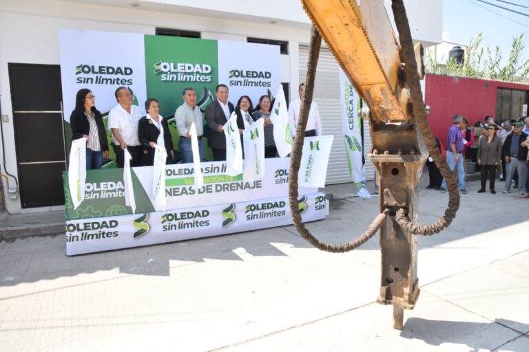 Alcalde Juan Manuel Navarro inicia obra de reposición de drenaje en colonia San Francisco, para fortalecimiento hidráulico