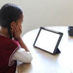 Familias potosinas avalan restricción de celulares en educación básica