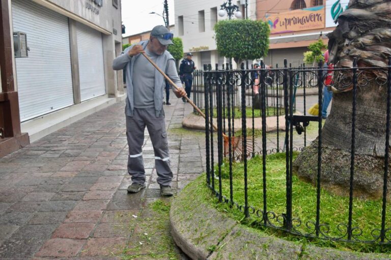 Gobierno de la Capital continúa con trabajos para el mejoramiento del primer cuadro de la ciudad