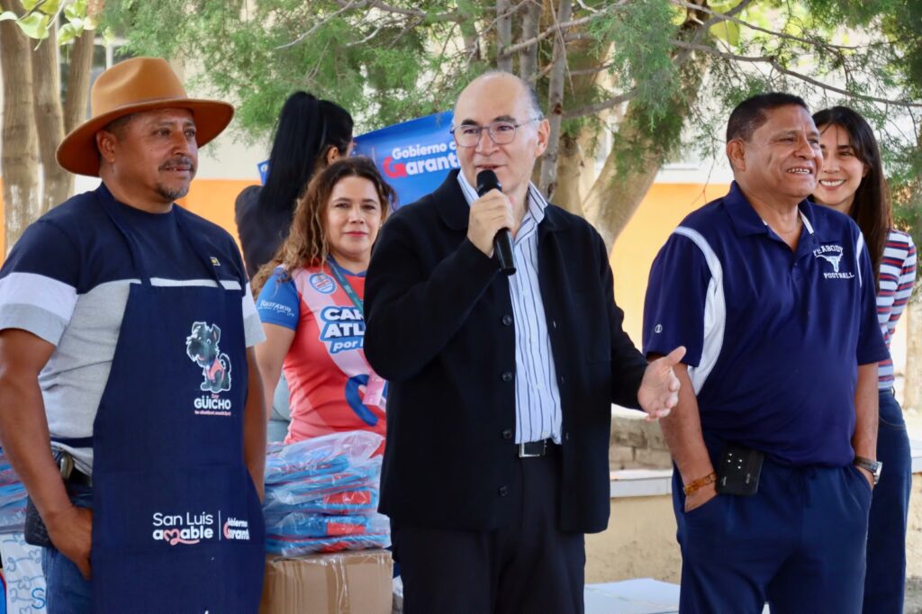 Enrique Galindo encabeza acciones de rehabilitación en la comunidad de Rinconada
