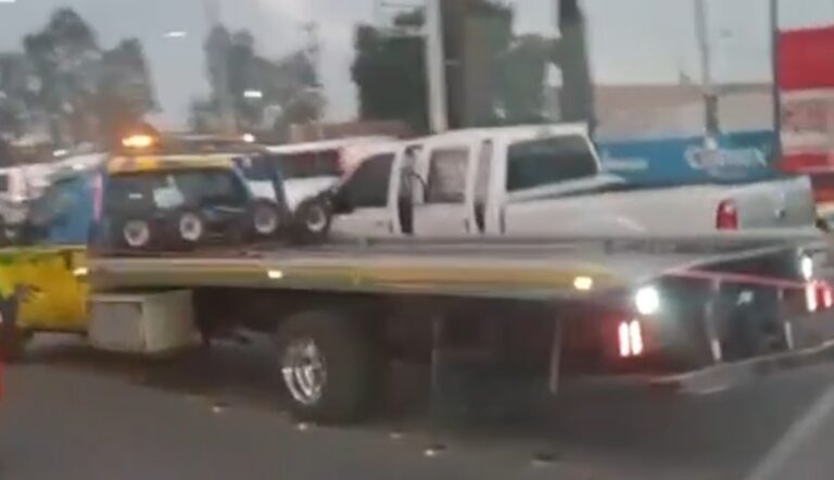 Mu3re persona tras fatal choque en Distribuidor Juárez y carretera 57