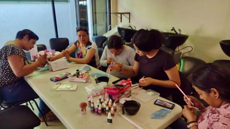 Centros de Desarrollo Comunitario acercan deporte, capacitación y aprendizaje a familias de Soledad