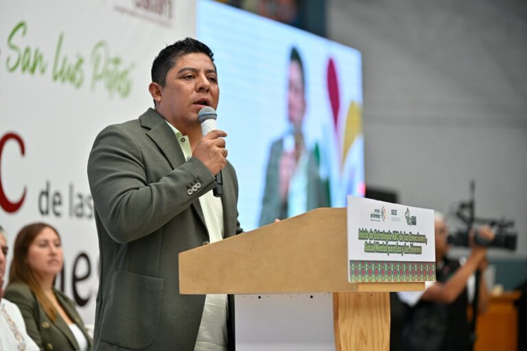 El Gobernador Ricardo Gallardo, comprometido con la salud mental y emocional de jóvenes potosinos