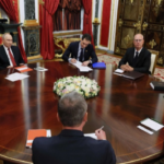 Putin se reúne con Witkoff y Kushner, enviados de EU, para hablar del conflicto en Ucrania