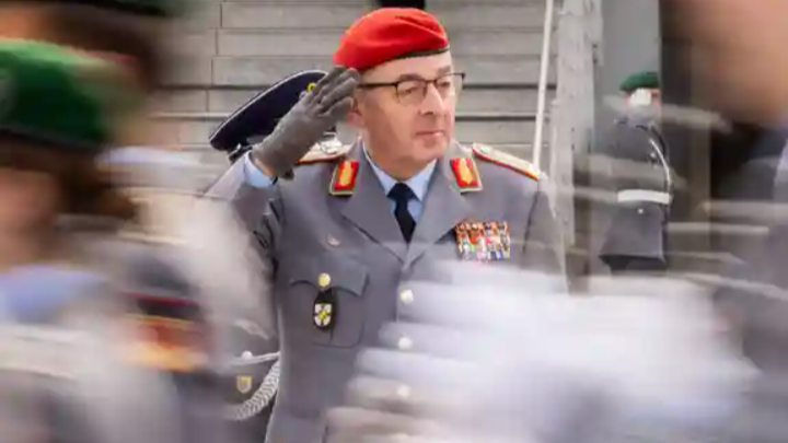 General alemán asume mando de Comité Militar de la OTAN