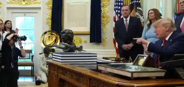 Casa Blanca niega acceso a tres medios tras veto de Trump