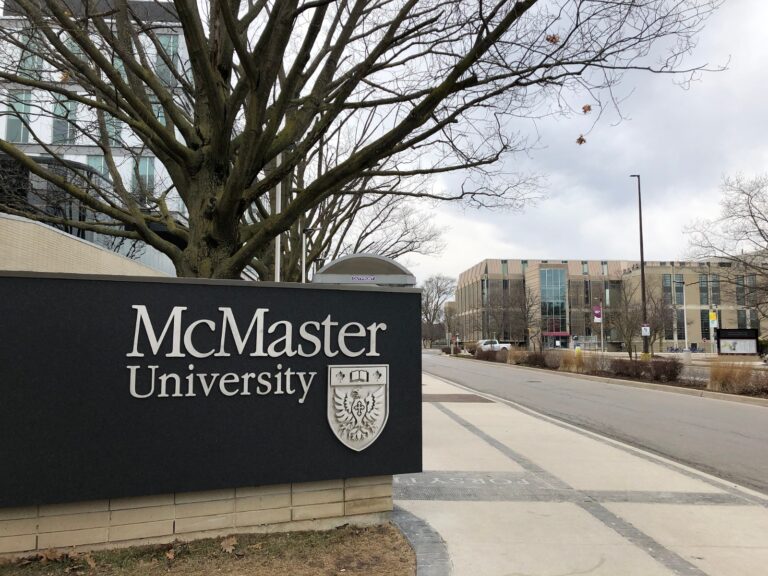 Estudiantes potosinos podrán realizar estancia de investigación en Canadá