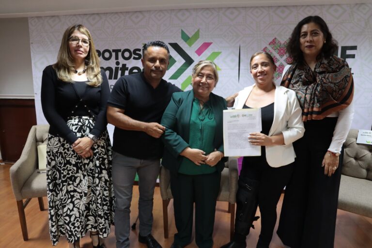 DIF Estatal acerca a más familias a la adopción de niñas, niños y adolescentes