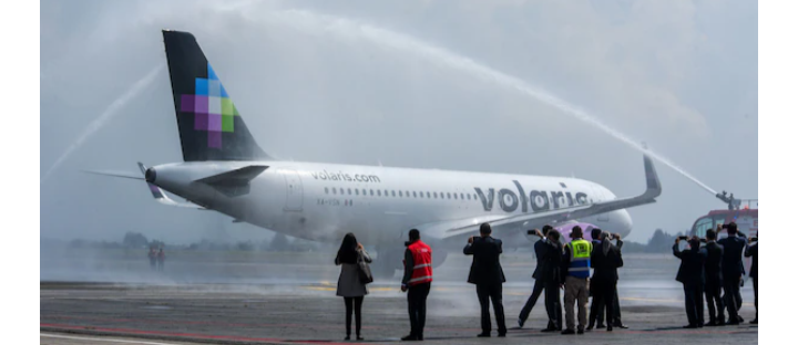 Volaris dejará de volar en el aeropuerto de Tulum; suspende operaciones y venta de vuelos