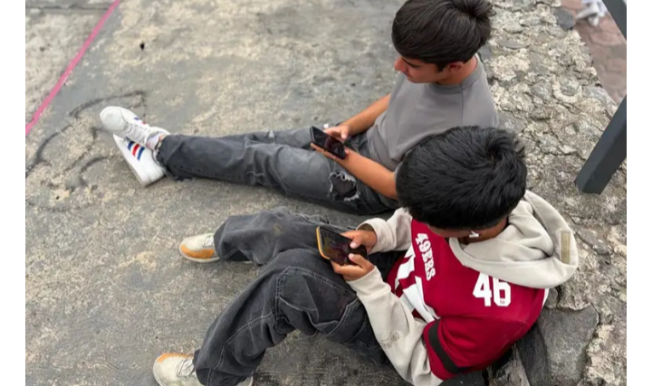Adolescentes viven inmersos en redes; están expuestos a discursos viol3ntos