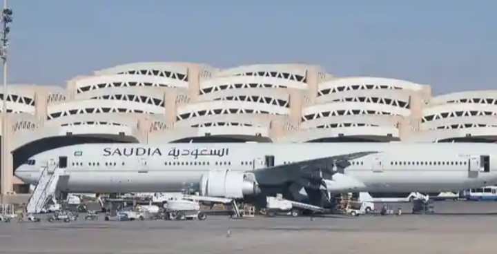 Arabia Saudita intercepta nuevo ataque de misiles hutíes
