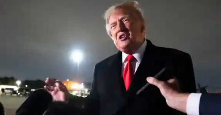 Trump defiende acuerdo para suministrar diésel ruso
