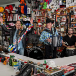 Los Tigres del Norte se plantan en el Tiny Desk con un poderoso mensaje de apoyo a los migrantes