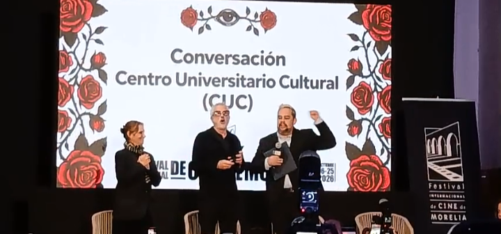 Alfonso Cuarón recibe la Medalla Filmoteca UNAM entre aplausos y un Goya; «es mi primer reconocimiento de la Universidad», dice