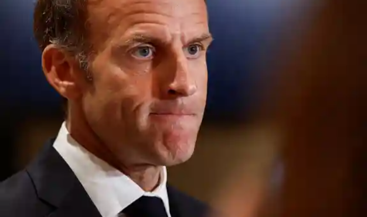 Macron: las redes sociales «dañan la democracia»