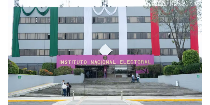 Sin humo blanco en el INE: aplazan para mañana la designación de presidencia provisional tras salida de Taddei